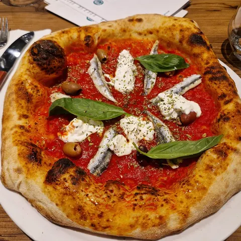 Pizza aux anchois, Due Fratelli Nanterre